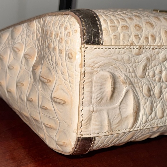 Brahmin Cream and Brown Textured Crossbody Bag - Picture 10 of 13